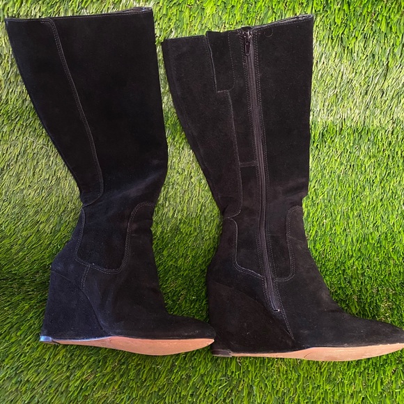 Nine West suede boots. - Picture 4 of 8